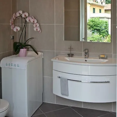 Appartement Yellow Lezzeno